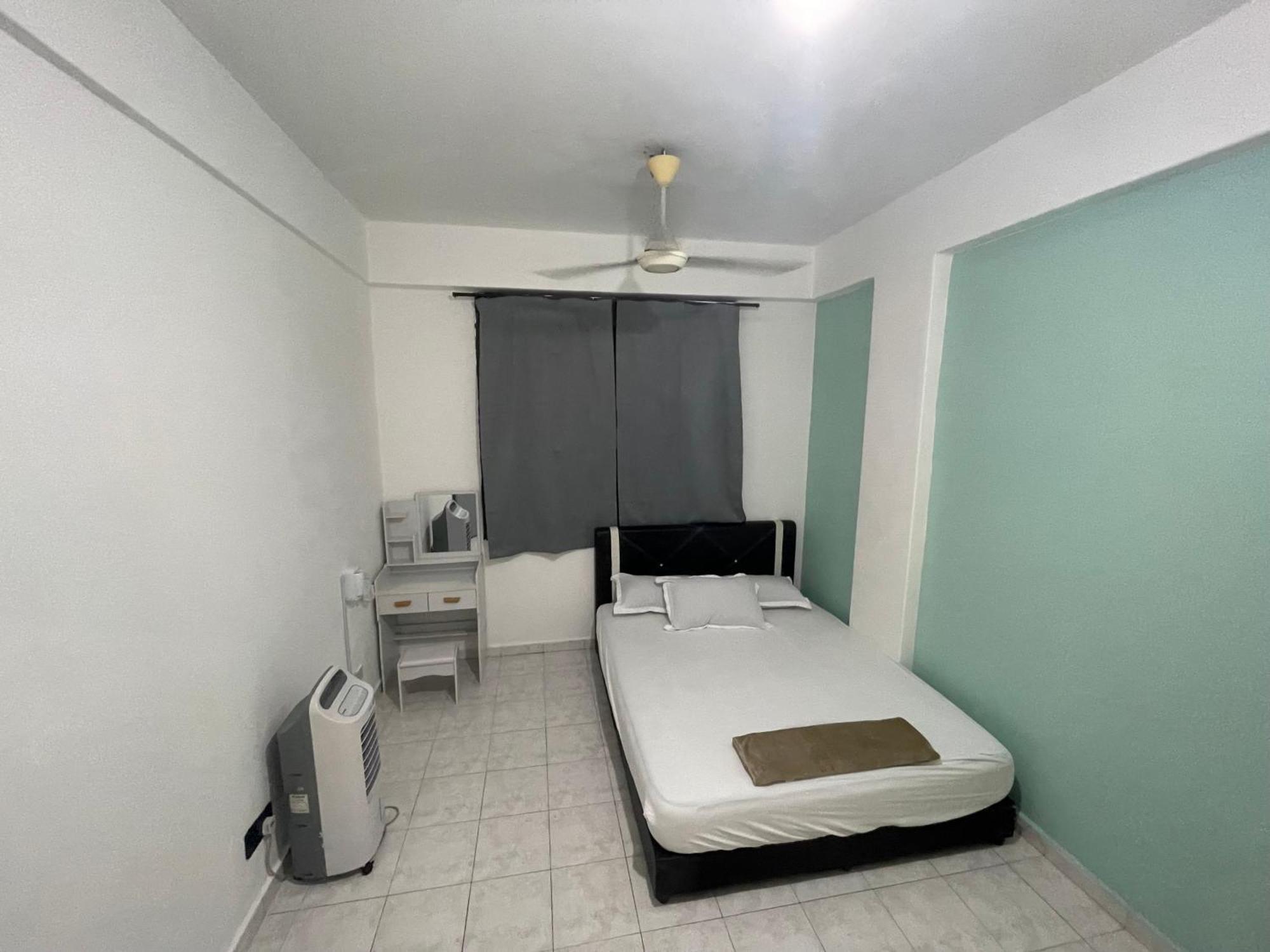 Blissful Breeze 4 Rooms & Netflix By Ezyroom Melaka อาเยอร์ เกโระห์ ภายนอก รูปภาพ
